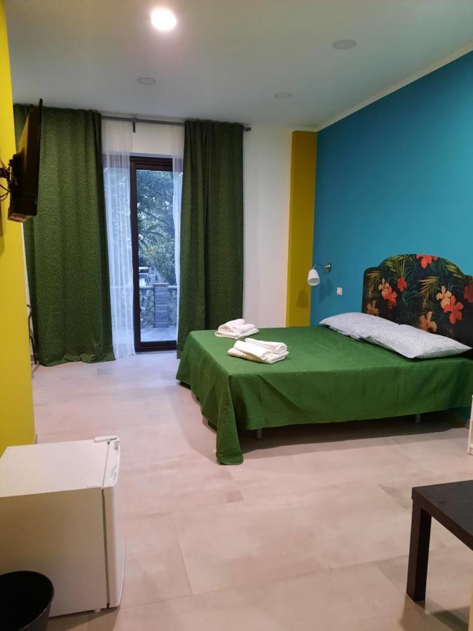 Taorbay Bed & Breakfast Giardini Naxos Dış mekan fotoğraf