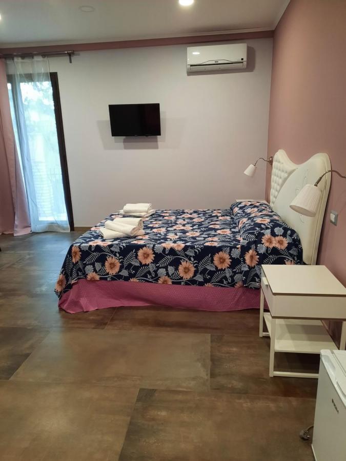 Taorbay Bed & Breakfast Giardini Naxos Dış mekan fotoğraf