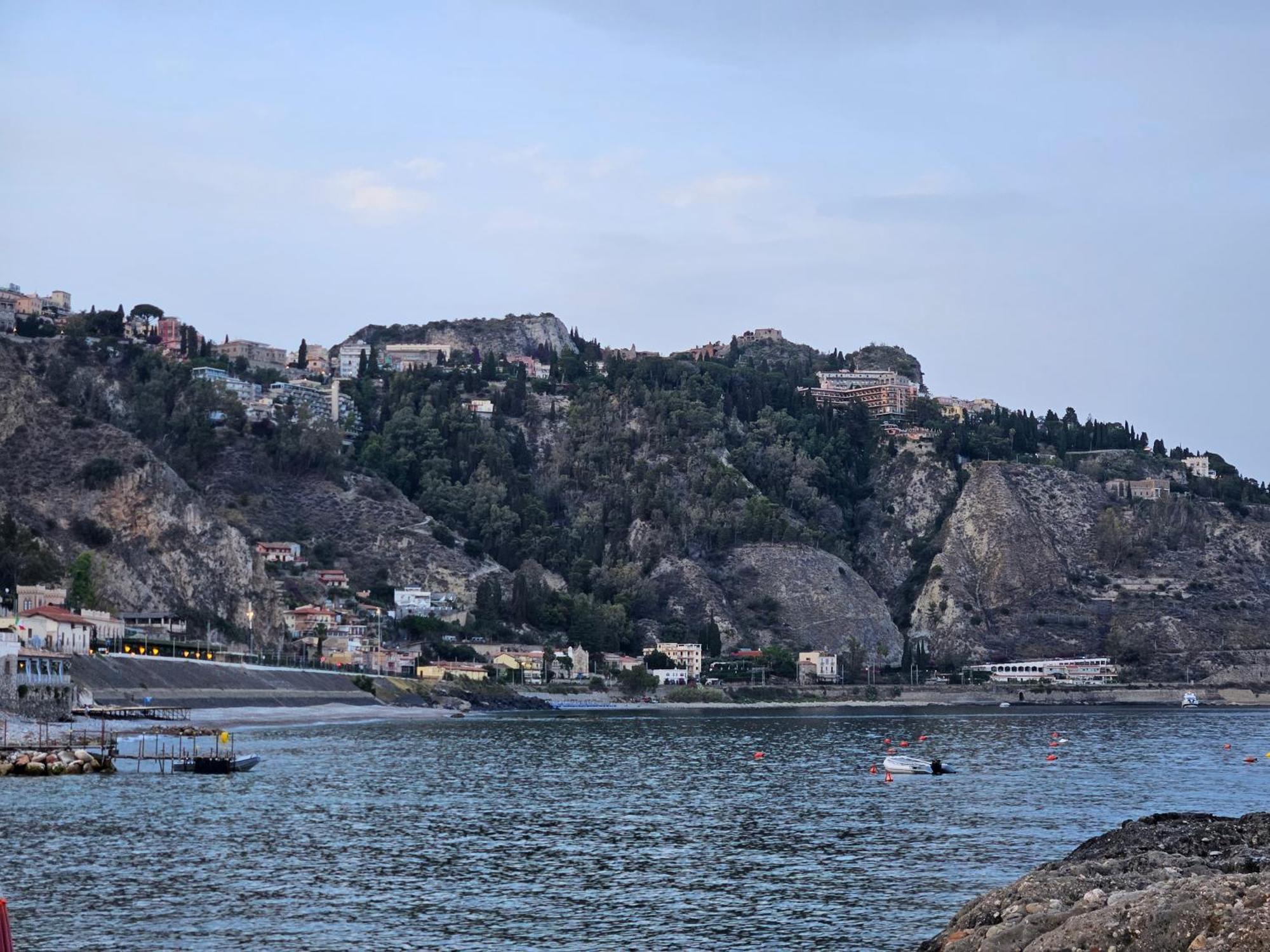 Taorbay Bed & Breakfast Giardini Naxos Dış mekan fotoğraf