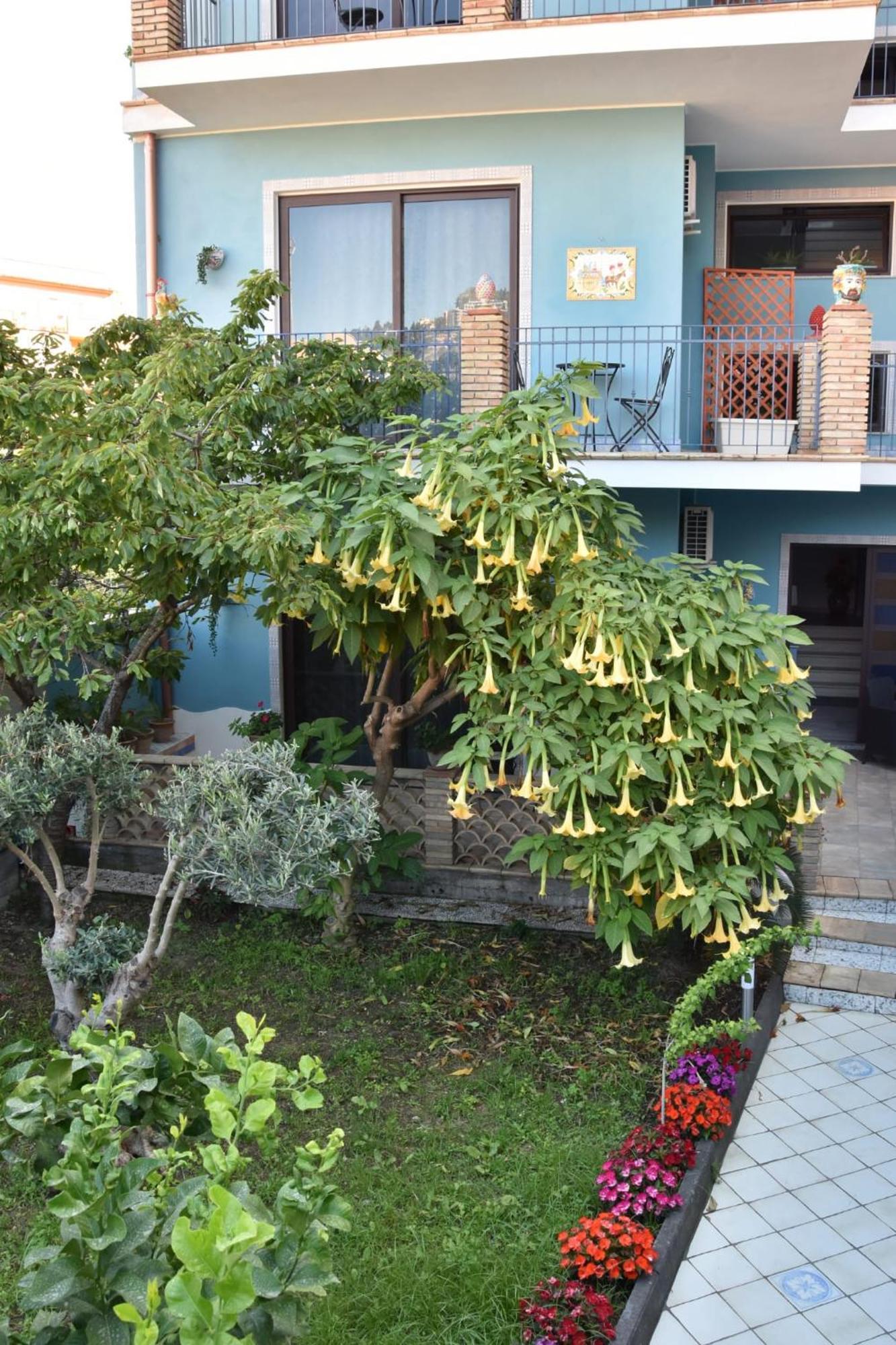 Taorbay Bed & Breakfast Giardini Naxos Dış mekan fotoğraf